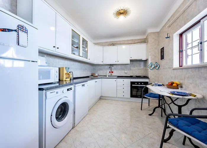 Heaven - Floor Seaview Luz